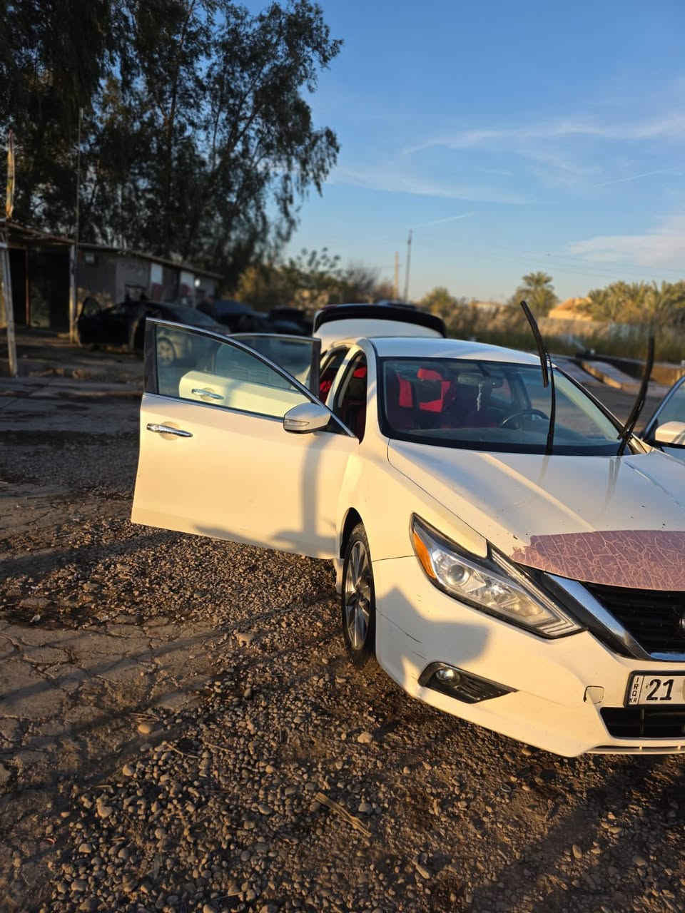 السلام عليكم اخوان نيسان اولتيمه موديل 16وارد امريكي بيهة ثلالث قطع بدون قطره دواخل كله صطحي فول مواصفات عدا الفتحة تبريد قطعتين تحكمات حيترات شتريد موصفات بيهة حيل نضيفه استخدام شخصي كير ومكينه بشرط مسوي ادامه عل كير بل شركة رايدهة ١٢٧وبيهة مجال حك الجية تفاصيل اتصل وتدلل***********
