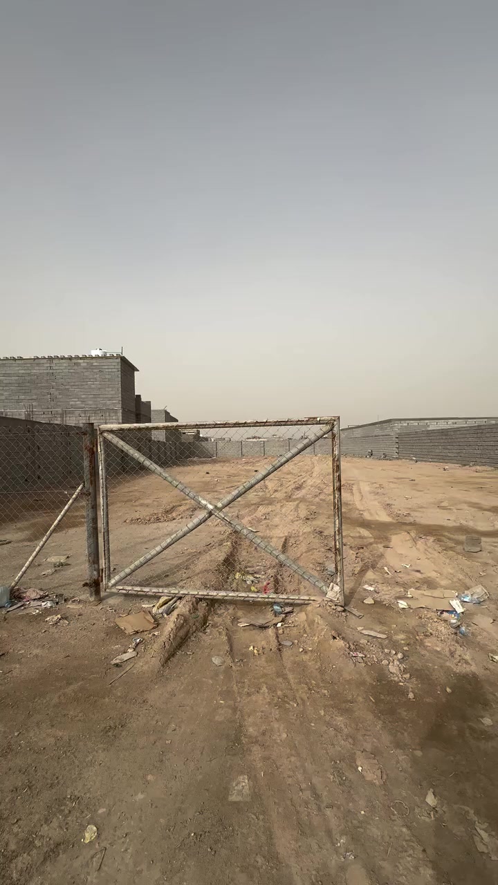 قطعه ارض بمساحة 1200 متر للأيجار
للأستفسار اكثر 

***********
