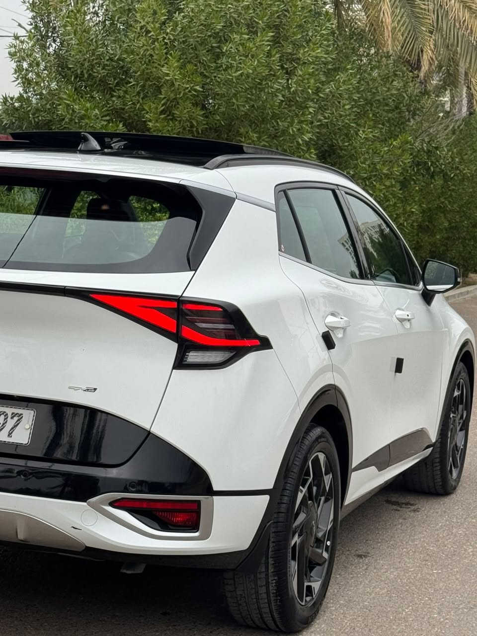 سلام عليكم للبيع كيا سبورتج 2024 gt Line فول 1/1 رقم بغداد الجديد ماشية 16 الف سيارة مكفولة كفالة عامة ضمان شركة للاتصال ***********
