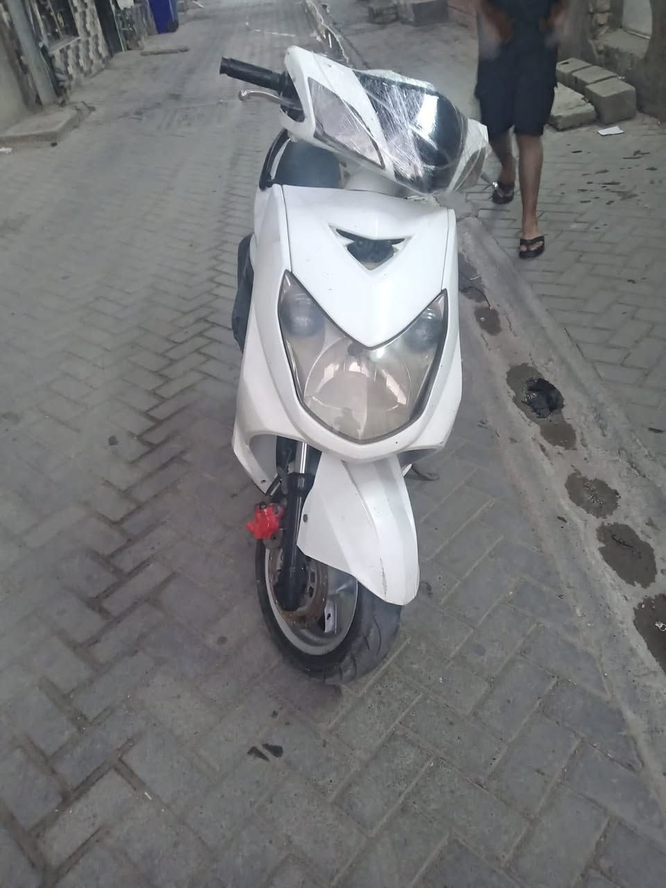 سلام عليكم سكنس فحل دراجه نضيفه وحلوه تفاصيل اتصل *********** سعرهة 400 وبيه مجال مكان بغداد مدينه
