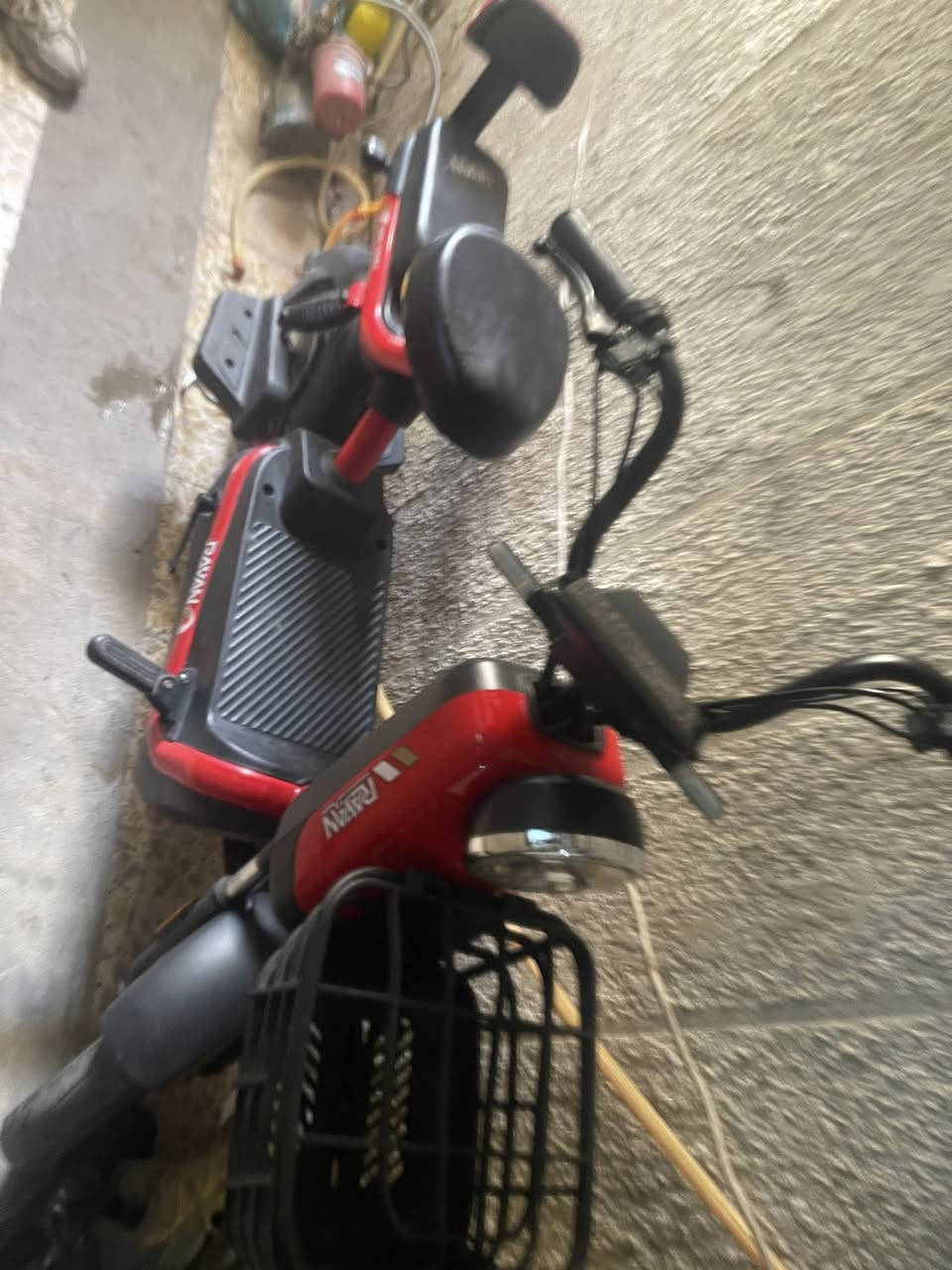 للبيع جديده ستخدامً قليل
سعر 300 بيه مجال بغداد. الخطيب


**إذا كنت صاحب هذا الإعلان وتريد حذفه لأي سبب، رجاءا أرسل رسالة إلى الدعم الفني**