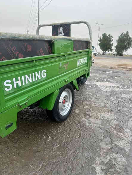 سلام عليكم ستوته لبيع ستوته خير من الله اوراق اصولي  ماشيه معامله مال ارقام موديل ٢٠٢٣محرك ٢٥ستوته خير من الله بدي مغلف خشب تخم تيرات جديد مكان بابل سكندريه السعر ٢٦٠٠بيه مجال لل طيبين رقم الاستفسار ***********
