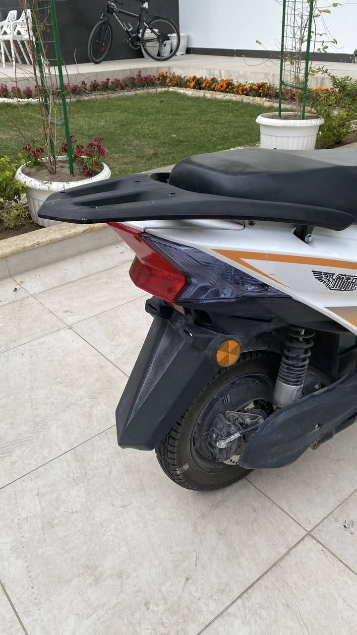 للبيع

دراجه سكنس ٢٠٢٥

٦ بطاريات

سستم موسيقى بلوتوث

لايت زينون عالي ناصي

فجوج شركهMTR

الدراجه كلها مختمه MTR

مطلعها من معرض مؤيد طياره في بغداد

ماشيه٣٠٠٠فقط

السعر٩٠٠ الف قفل 

مكاني كربلاء حي الاسره 

للاستفسار ***********
