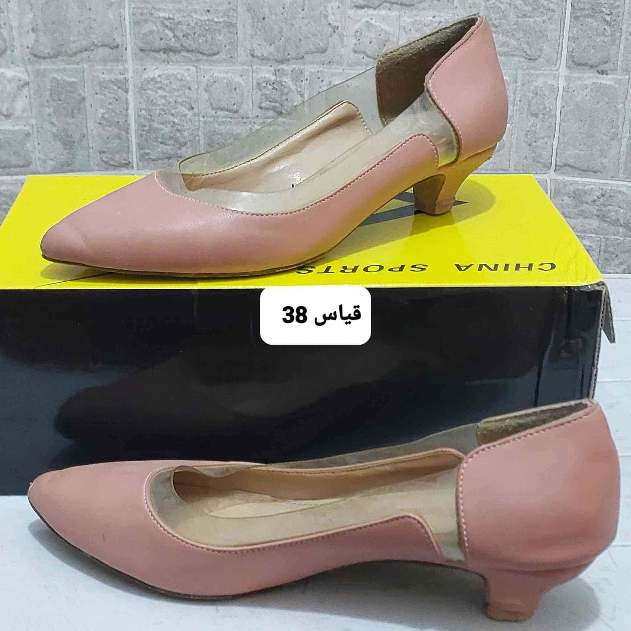 للبيع أحذية مستخدم قليل عل خمسة الشراي يدخل خاص رجاء


**إذا كنت صاحب هذا الإعلان وتريد حذفه لأي سبب، رجاءا أرسل رسالة إلى الدعم الفني**