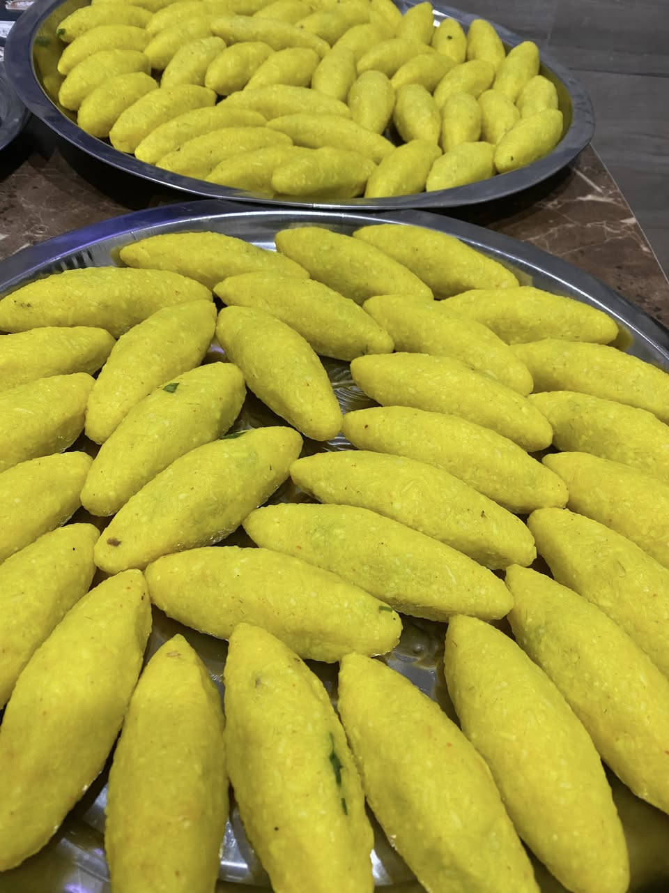 عرض المعجنات كل ١٠٠ قطعة ب٣٥ الف عرض الكبب والبورك كل ١٠٠ قطعة ب٤٥ الف نعمل بلحم العجل العراقي فقط للحجز والاستفسار مراسلتي او اتصال واتساب ***********
