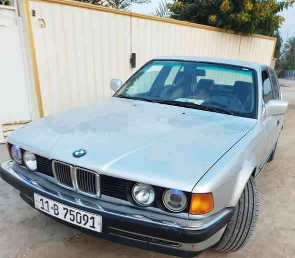سلام عليكم بلا زحمه عليك اقرأ المنشور زين وخابرني وبيك خير ودلل BMW موديل 1993 رقم بغداد باسمي اني وكال او تحويل حاضر مكينه حداديه تايرات كفاله بس الگير اذا بارده السيارة ثكيل بس تشتغل شويه طبيعي سلايت شغال كهربائيات ماكو اي جطل كله شغاله تبريد شغال منظومة مي جديده مال جناي مو تلزيك السعر 45 وبيه مجال ***********

