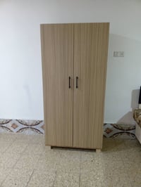 غرفه ام نفر تركي شغل عراقي للبيع سعر ٢٥٠ وبيه مجال شراي يصل على رقم ٠٧...