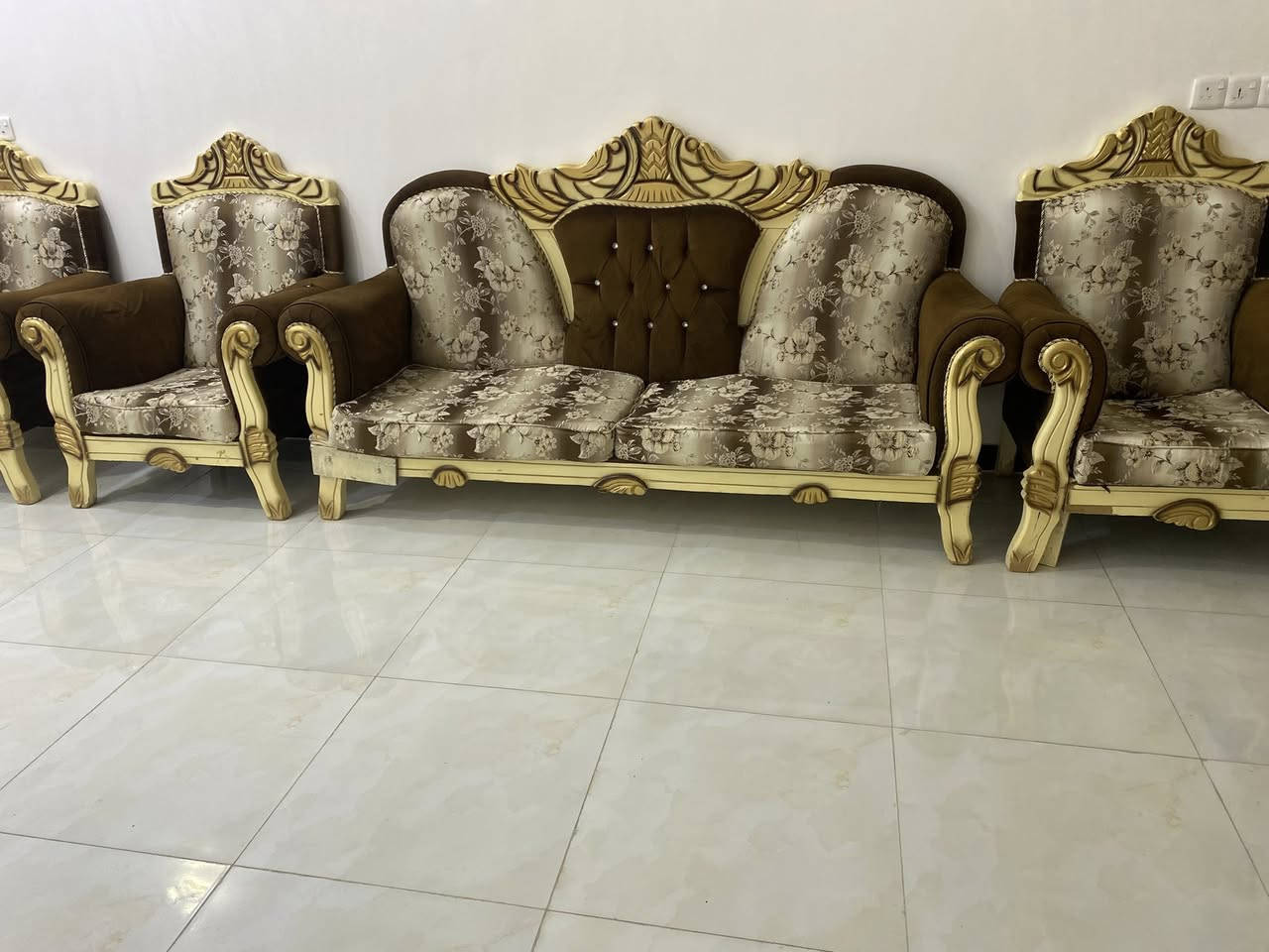 السلام عليكم اخوان بسبب الوعود الكاذبه اعيد النشر تخم البيع السعر ٣٥٠ جوه السوك الله شاهد ماخظه مليون ونص


**إذا كنت صاحب هذا الإعلان وتريد حذفه لأي سبب، رجاءا أرسل رسالة إلى الدعم الفني**