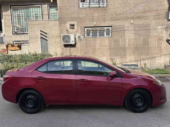 تيوتا كورلا موديل 2019 وارد امريكي حادثها البابين جهة اليمين وشويه من الجاملغ الامامي مصلح ومصبوغ والبيبان مبدلات نفس اللون بلادي بدون صبغ ،وبالعراق  الجاملغ الامامي جهة السايق انطخ عندي وصلحته بارد، باقي السياره مكفوله. كير ومحرك بلاديات .  رقم اربيل الدولي باسمي  هزه ورقم وسنويه جديد تحويل مباشر . تبريد تدفئه صدر كله جاهز سيارة جديده جدا ومابيهة نقص.  السعر 133$ وبيها مجال ،مكان السيارة بغداد
الاتصال على الرقم ***********
