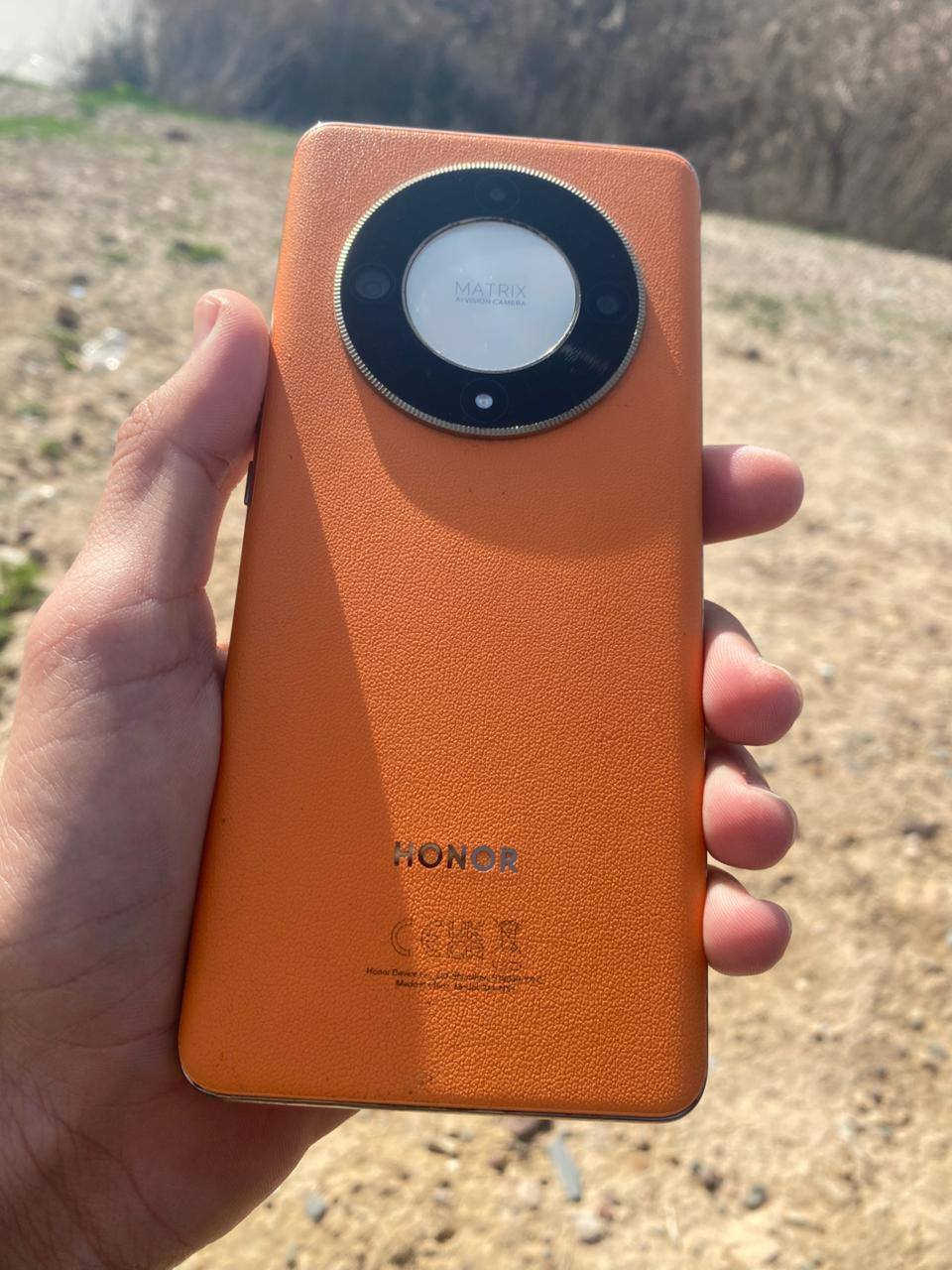 السلام عليكم هونر x9B للمراوس وضرره كما موضح بالشاشه


**إذا كنت صاحب هذا الإعلان وتريد حذفه لأي سبب، رجاءا أرسل رسالة إلى الدعم الفني**