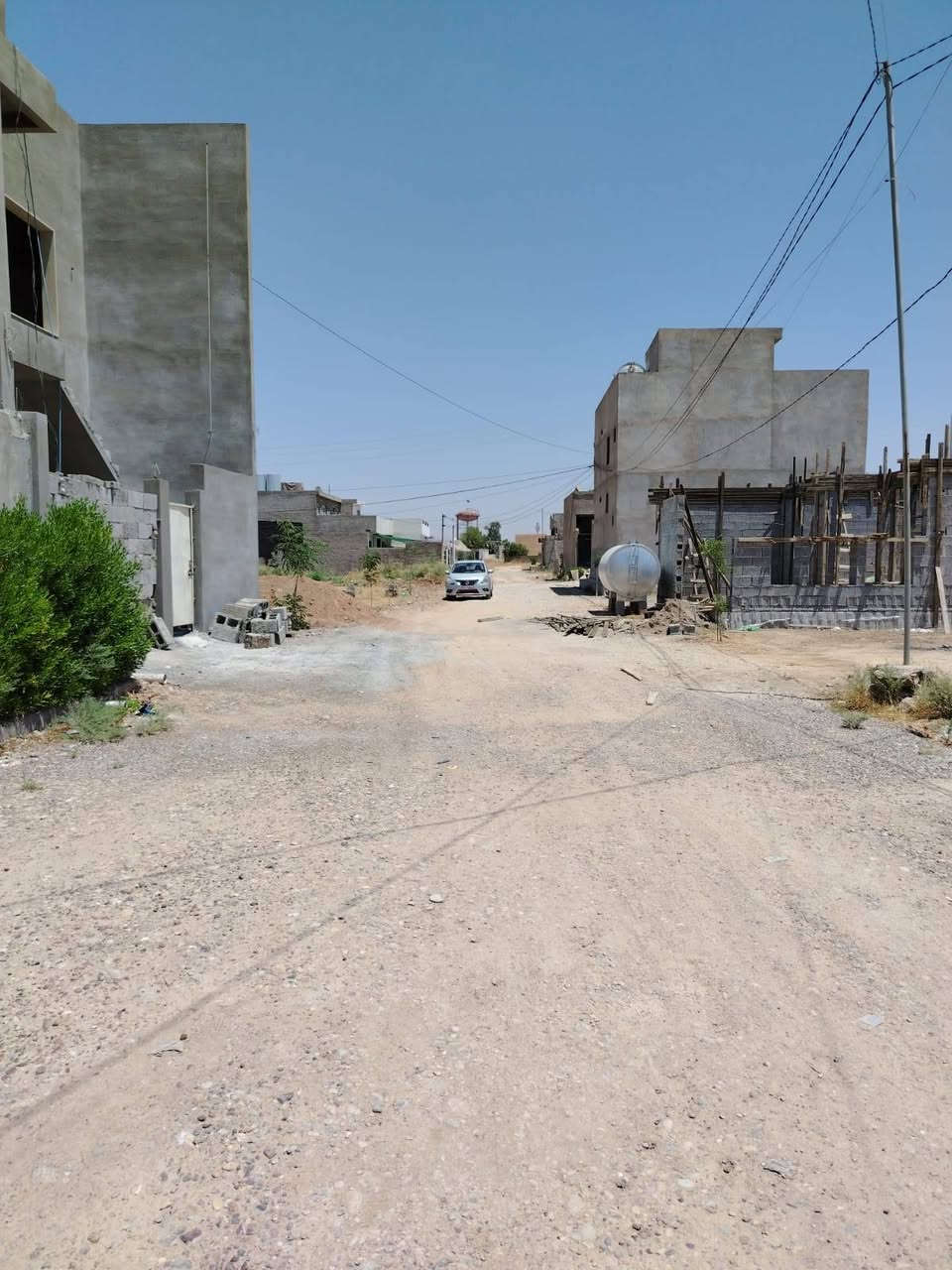 قطعة ارض للبيع ٢٠٠ متر زراعي طابو اسود كركوك حي بدر.
موقع القطعة على الخريطة https://maps.app.goo.gl/92kEqddSaN3zLJR27
رقمه ٢٧٥ خلف مدرسة الشهيد عباس كاظم
ومقابيله فوج الحشد
موقع كاملة صاير بيوت وخلف القطعة مسجد موجود
كهرباء مي مولد واصل
سعره ٢٨ مليون وبيه مجال
للتواصل ماسنجر او موبايل
***********
