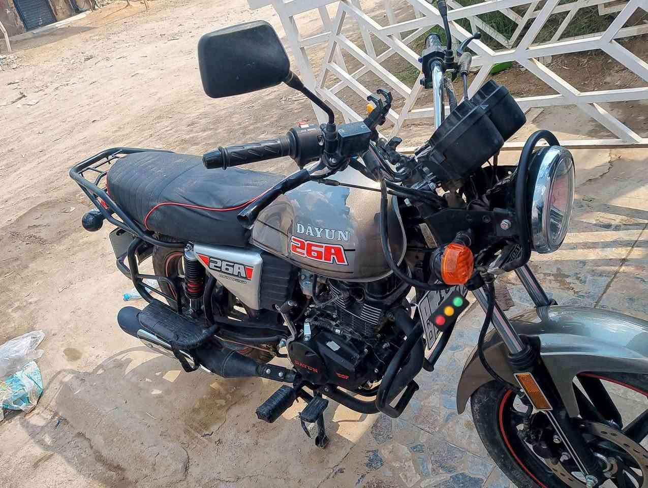 سلام عليكم دايوان 21 ماشيه شيء قليل مرقم بابل
سنويه جديده 

هزه جديده 

الدراجه كفاله عامه من محرك وكشر 

السعر 3250 وبيه مجال بسيط 
الدراجه باسمي تحويل ثاني يوم 

العنوان بابل شارع الحسينيه
لل استفسار اتصال عل رقم فقط 
‏‪***********‬‏
مو شراي لا تعبني فدوه اروحلك
