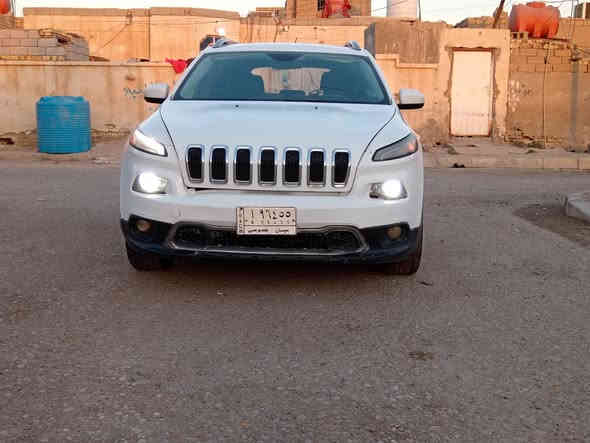 السلام عليكم جيب شيروكي بزون 2019 گير ومحرك مكفولات LATITUDE مكينه 4 اسلندر 2400 حره تحويل سياره جاهزه للخير المكان ميسان الميمونه *********** السعر 120
