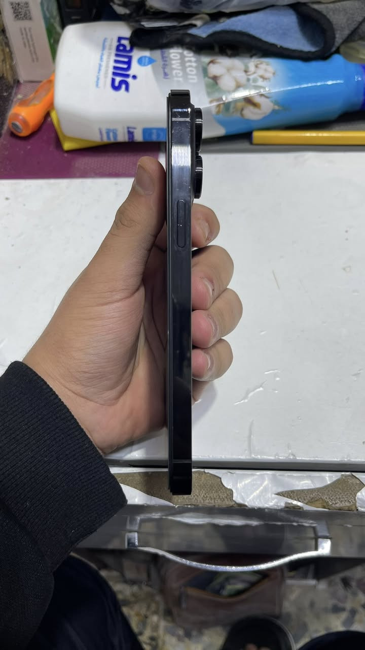 السلام عليكم أيفون 14 برو ماكس ذاكره 256 بطاريه 80 الجهاز مبدل شاشه وصط وبيها شعرور زغيره جوه السعر 625 وبي مجال قليل مكان بغداد البلديات رقمي ***********
