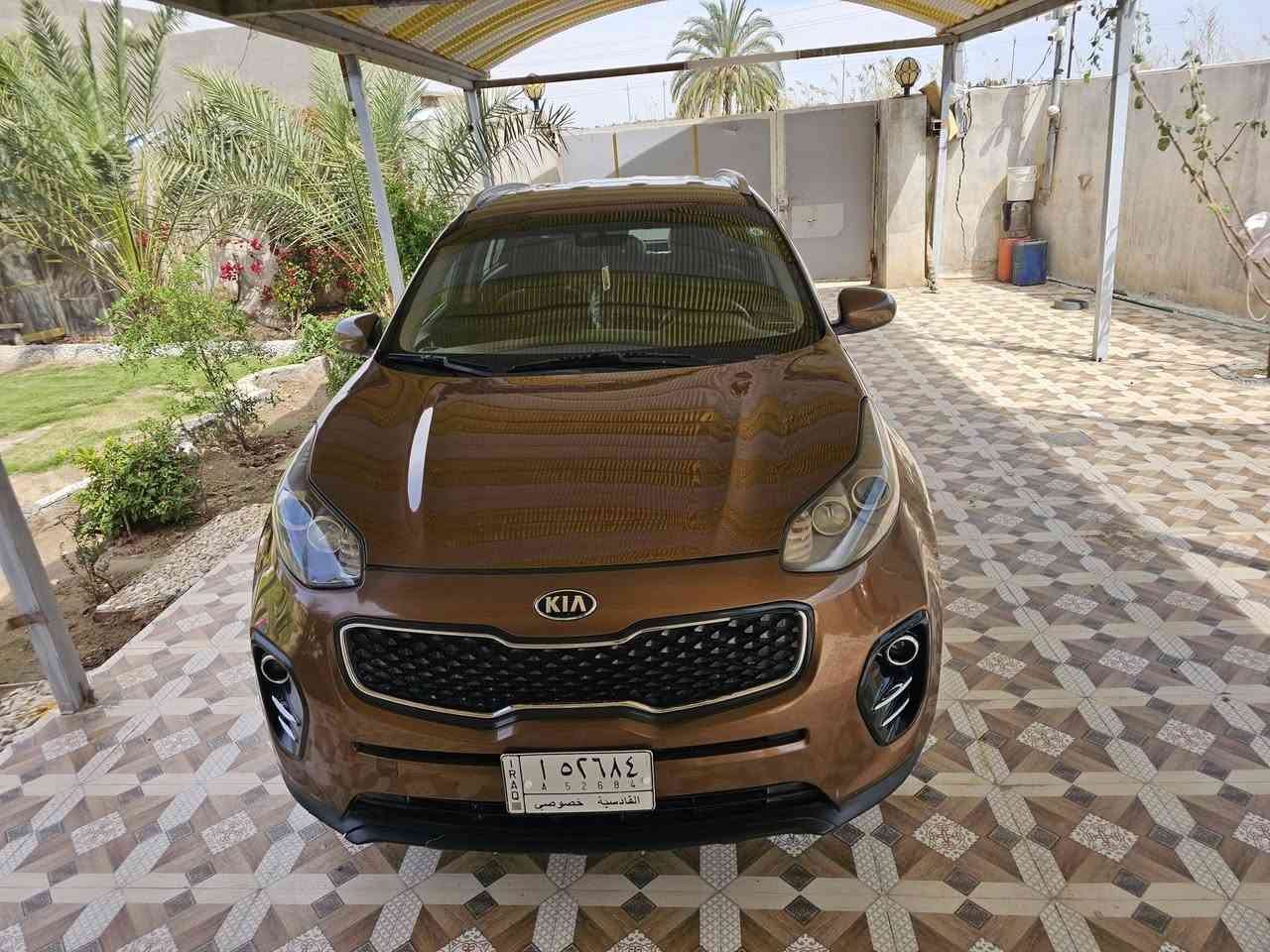 سلام عليكم سبورتج ١٧ وارد سعودي جديده بنعنه الكلمه 
بيها ثلاث قطع صبغ اثر شخوط فقط رقم قادسيه سنويه ل٢٩
مكينه مامفتوحه عل وضع الشركه حداديه وكير وتبريد تتفئه تخم تاير ماشيه ١٣٦ السياره بسمنه سعر ١٣٠ قفل وذا اكو مراوس بقل ترهم مكان السياره ديوانيه دغاره ***********
