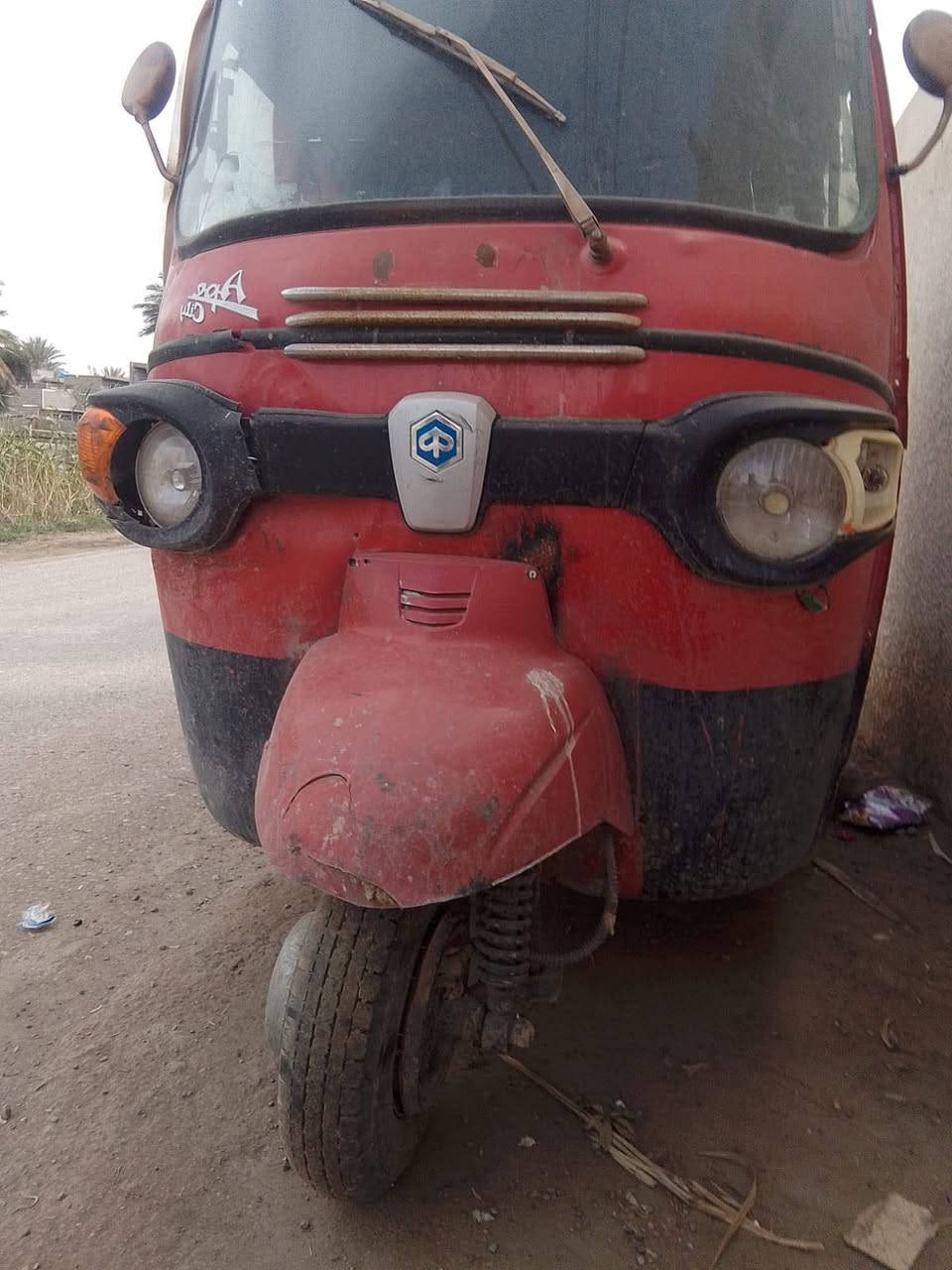 تكتك للبيع موديل 2018 بياجو مكينة كايمة اوراق كاملة اتعهد من اسرقة سعر 500000الف بيها مجال ***********
