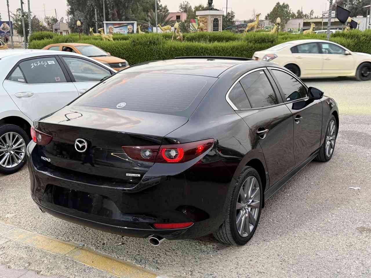 نوه السياره  مازده 3
موديل 2024
10mil ماشيه
ضرر بونيد وجاملغ صبغ 
يترقم شمالي فقط 
مواصفات فول جلد فتحه 
محرك 2400 المرغوب
السعر 135$ بي مجال 
للاستفسار ***********
العنوان ديالى خانقين / معرض خانقين للسيارات
