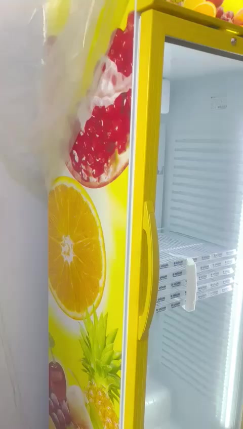 ✨ مجمدة UGUR تركية — حالة ممتازة للبيع! ✨
للبيع مجمدة عرض أصلية من شركة UGUR التركية المعروفة بالجودة والمتانة 🇹🇷

🔹 استخدام قليل ونظيفة جداً
🔹 لون أسود أنيق يناسب المحلات الحديثة
🔹 تبريد قوي وثابت
🔹 زجاج علوي واضح للعرض
🔹 مناسبة للمحلات، السوبرماركت، ومحلات الحلويات واللحوم

📍 الحالة: شبه جديدة
💰 السعر: قابل للتفاوض عند الجدية

📞 للتواصل والاستفسار: راسلنا خاص أو اتصل بنا.
+964 770 553 2377
+964 786 733 1046
العنوآن بغداد الكرادة
الفرع الثاني بغداد مدينة الصدر
لا تفوّت الفرصة — الجودة التركية بسعر مناسب


**إذا كنت صاحب هذا الإعلان وتريد حذفه لأي سبب، رجاءا أرسل رسالة إلى الدعم الفني**