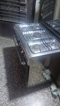 طباخ • شغال