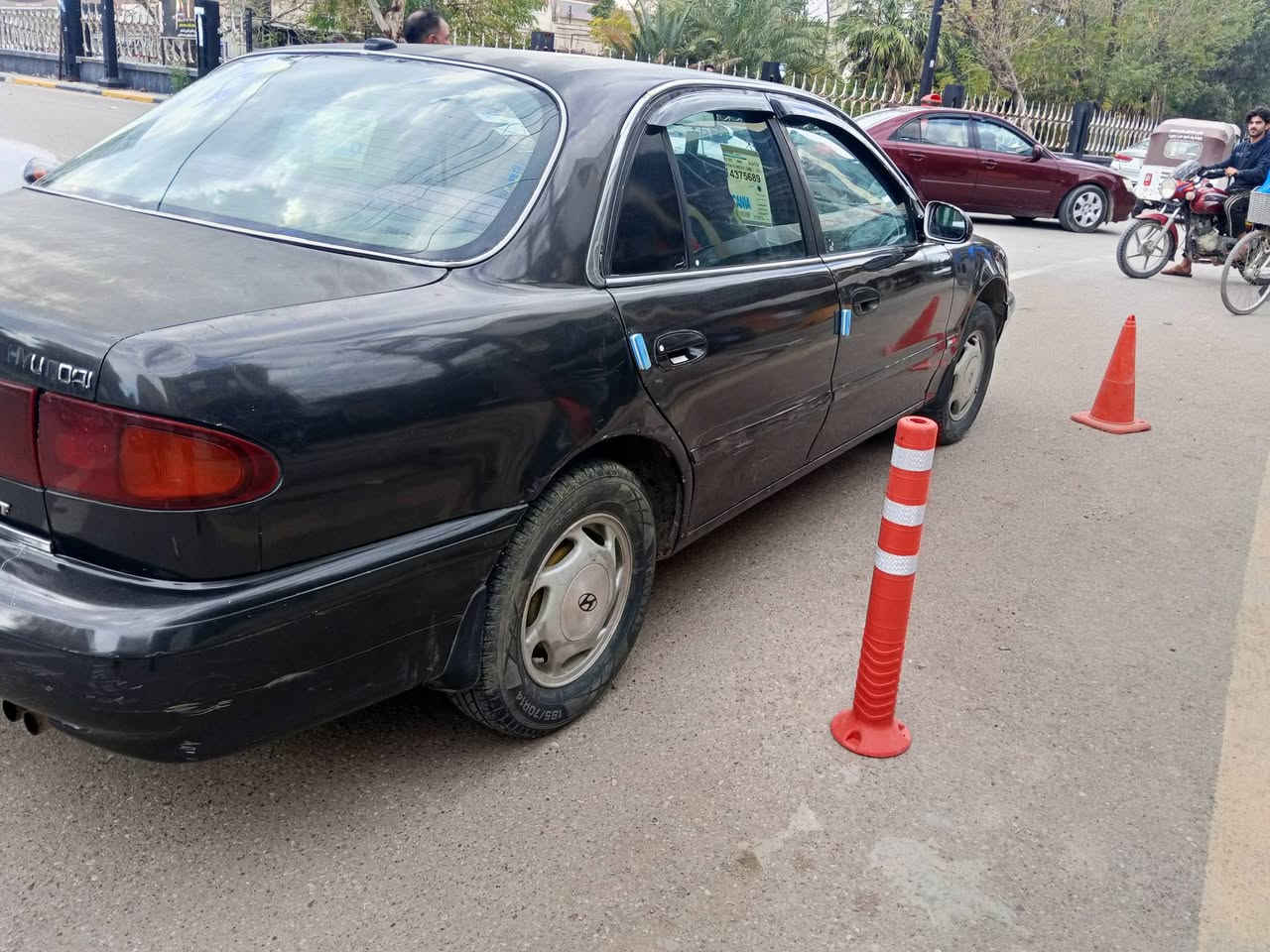 السلام عليكم اخواني الاعزاء سوناتا موديل 94 رقم بغداد دولي تحويل مباشر كير عادي مكينه 2000 حاويه اخوان سيارات صبغ حزام فقط والباقي مقفول كفاله عامه من اي حادث داخل السياره تبريد تدفئه فول مسجل شاشه كاميرا خلفيه اربع سماعات فول سنتر لوك ريمون صدر خلفي امام الفول اخوان السياره مال بيت الامانه خير من الله ترايك وين ما تحب السعر 46 وبيها مجال حق جيتك العنوان ديالى بعقوبه قرب مديريه المرور اتصل بالرقم وتدلل ***********
