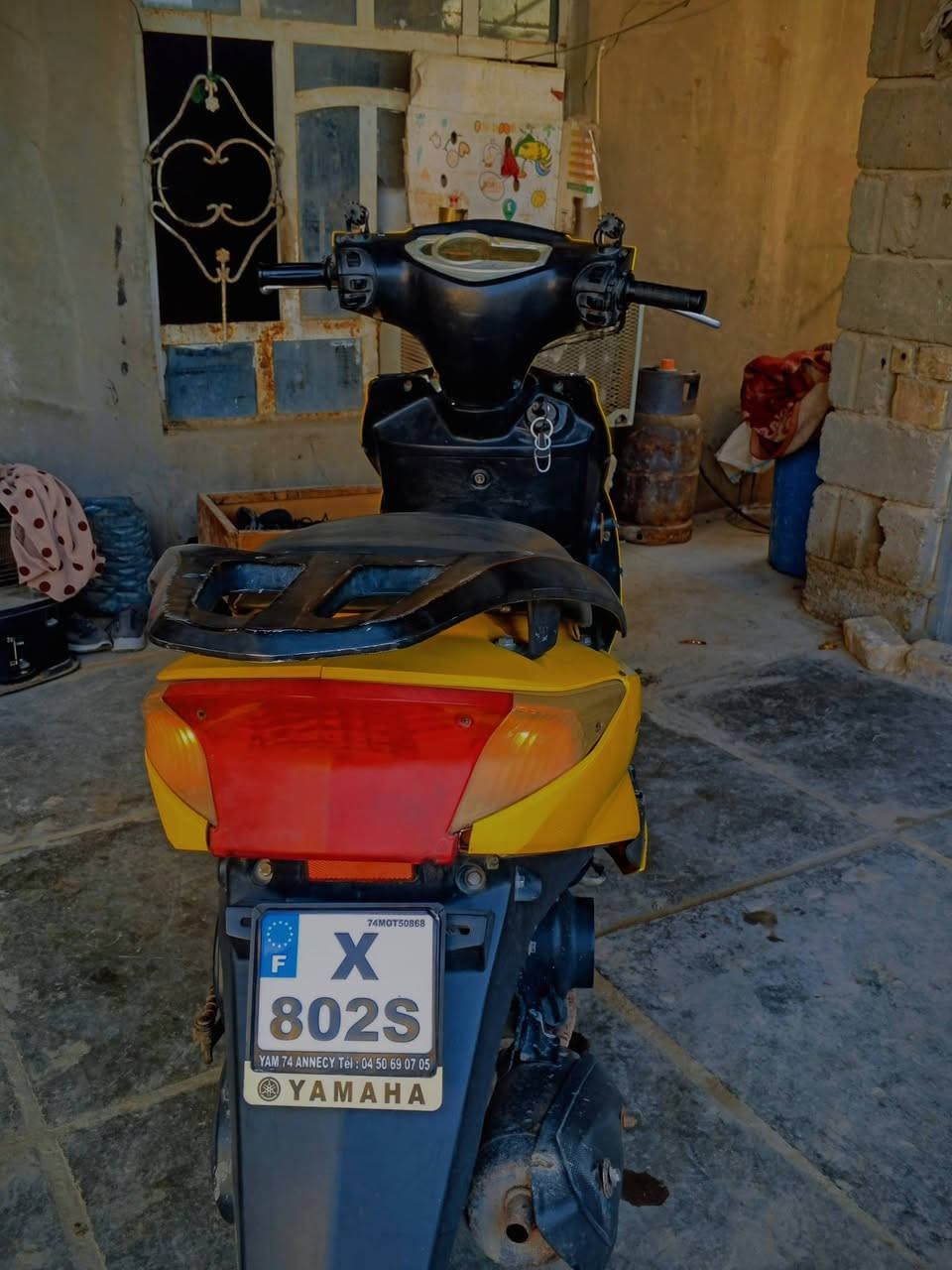 سلام عليكم للبيع دراجه سكنس ZR   ياباني 
1. مختمه كله ختم واحد الكفرات والمكينه تشبه مال الماكس مال هاي الدراجه وعليهه لزكه مكتوب عليهه Sykes ZR  
2. الدراجه مكفوله كفاله عامه مامفتوح برغي بيهه كلمله من كلشي كهربائياتهه كافه كلهه شغاله
3.  دبالات الاماميه والخلفيه شغاله 
4. شادلهه لايت اصفر عالي ناصي وزوج لايتات عدسه جديد
5. الدراجه تشتغل نص نكره سلف. يني انسى شي اسمه هندر 
6. لاتنقيص. لاتبخير مكفوله 
7. السعر 400 وبيهه مجال حك الجيه 
8. مكاني ديوانيه قرب معمل النسيج 
9. الشراي يتصل على الرقم *********** او يدخل خاص ويدلل
