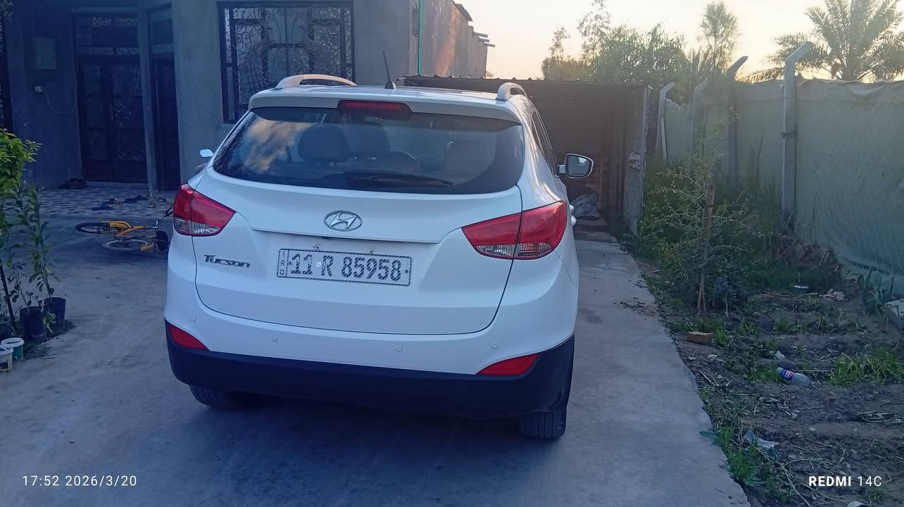 السلام عليكم توسان 2016 للبيع او مراوس ب سبورتج 17او18ماشيه 120جاهزه السياره بيهه دعاميه امام صبغ فقط وبارد ب الجاملغ الامامي والتفاصل بلفيديو مكاني بابل ناحيه الامام ***********/*********** السعر اتصل
