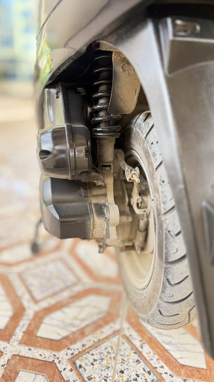 السلام عليكم
كامكو V2
موديل 2014 
مكينتها 150 مو 125 
الدراجه نضيفه وماعوزها اي نواقص
مكاني (الغراف) 
  ***********
