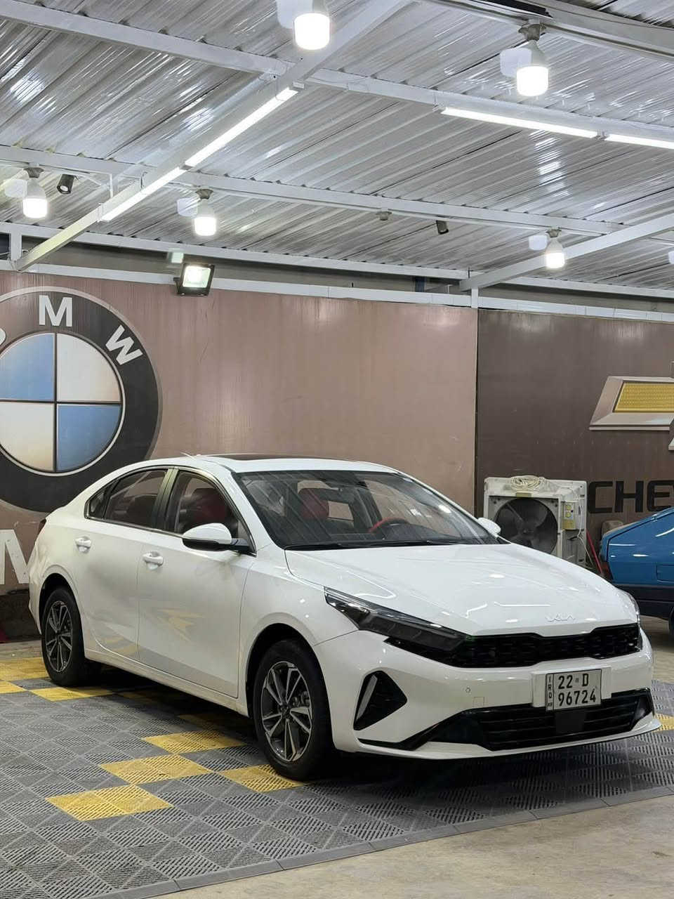 السلام عليكم للبيع
كيا - K3 - 2024
ماشيه 50.000Km
خليجي وكالة كفاله عامة من صبغ  
طخه جداً بسيطه في باب خلف السكن على وضعهه محرك (1600) 4 سلندر  مرقم اربيل
مكاني بغداد الكاظمية
***********
***********‏‎
