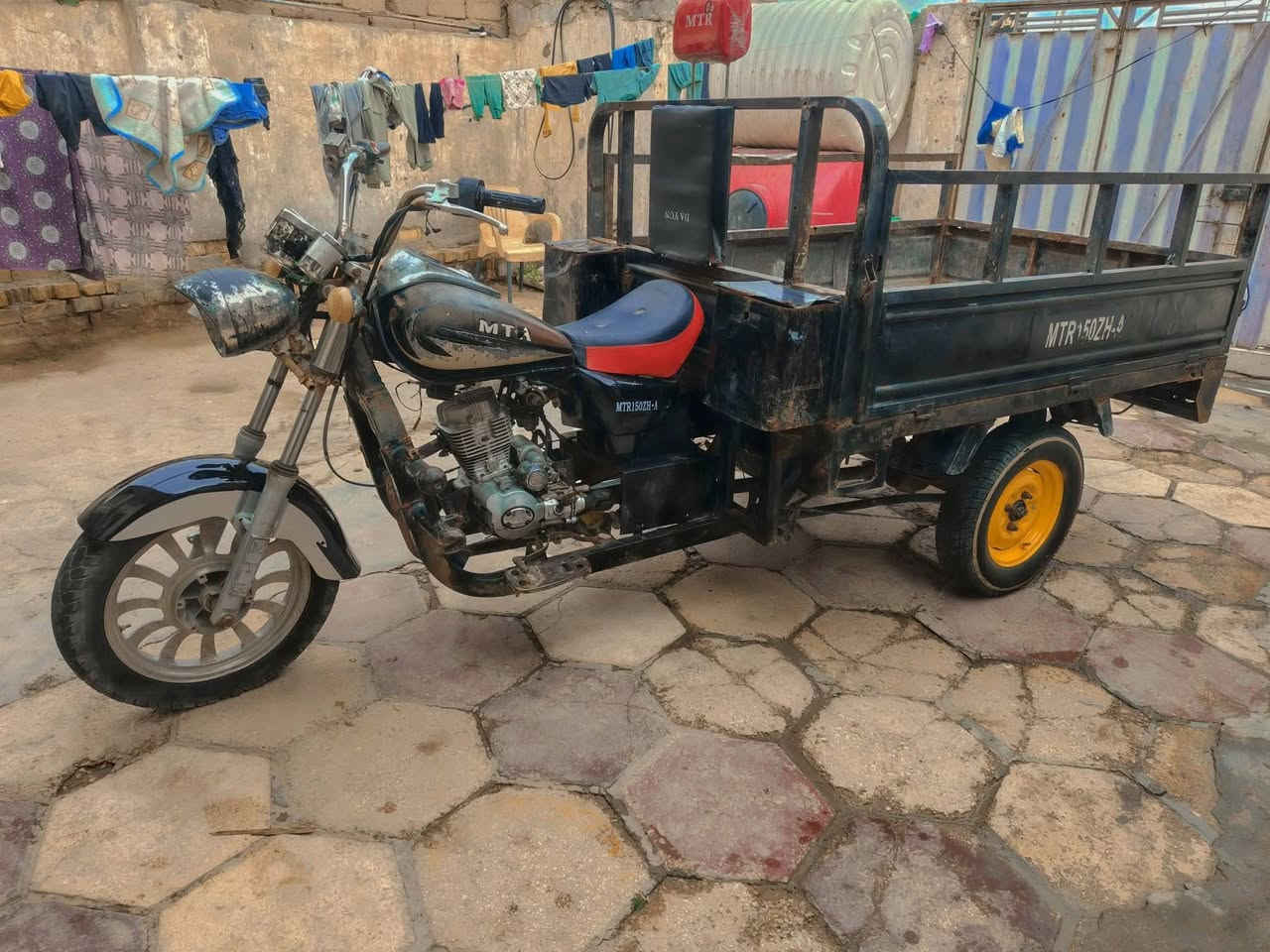 ستوته امتيار كلك مكاتبة عن سرقه  مديل ١٤ شاصي مكفول وركبه مكفوله مكاني رميثة ***********
