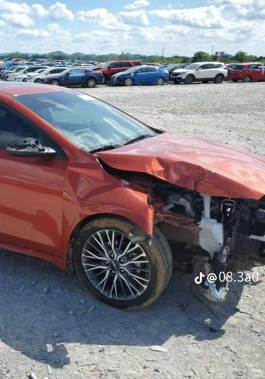 سياره للبيع 24 جي تي لاين  ***********
