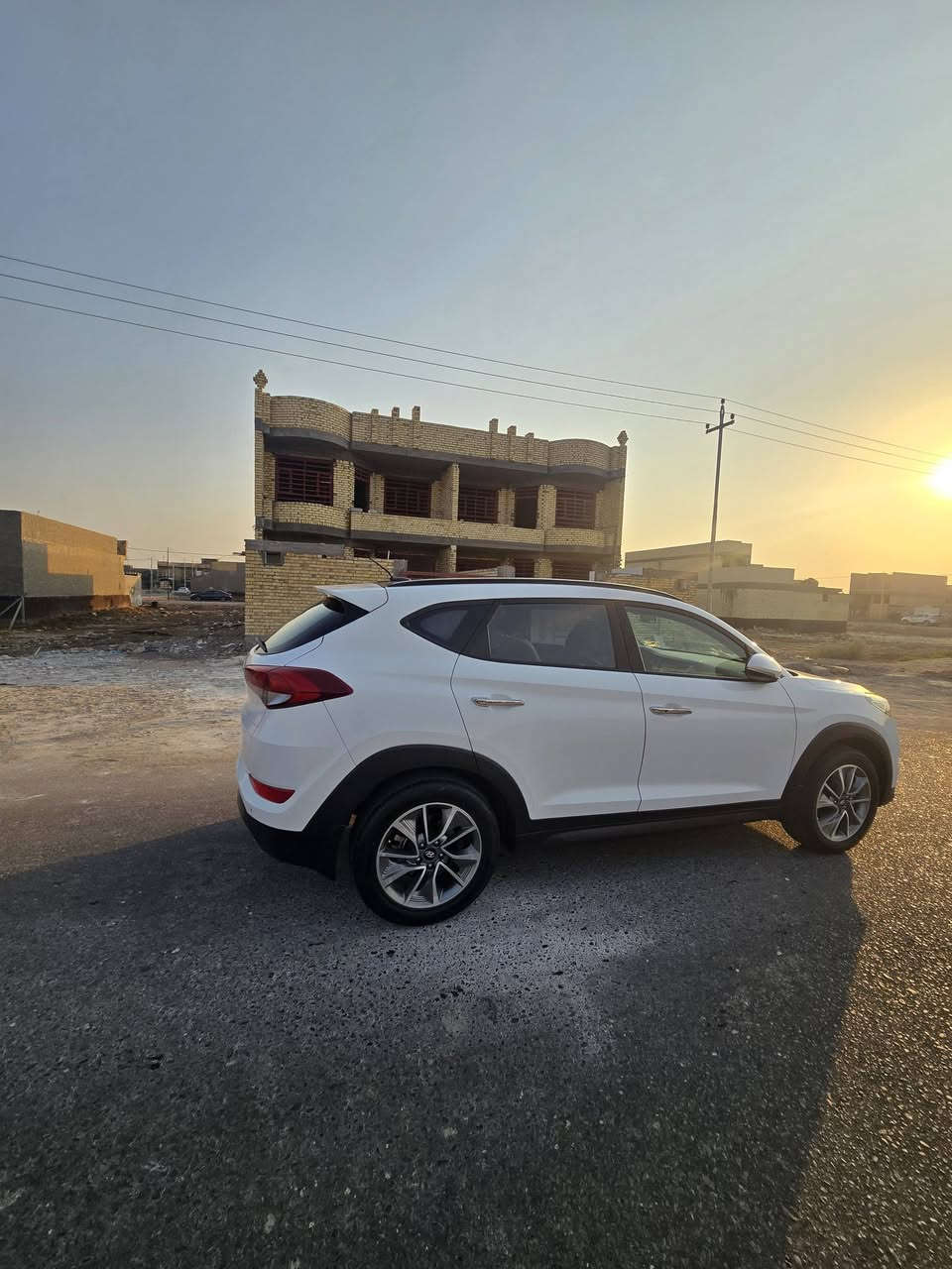 السلام عليكم
توسان ٢٠١٨ 
خليجي فول مواصفات
مكفوله كفاله عامه 
مابيها اي نقص 
كير مكينه تايرات 
ماشيه ١٣٦ وقابل للزياده
رقم بابل باسمي 
عنوان بابل 
السعر ١٩٠ وبيها مجال
خاص موجود ورقم واتساب موجود 
***********
