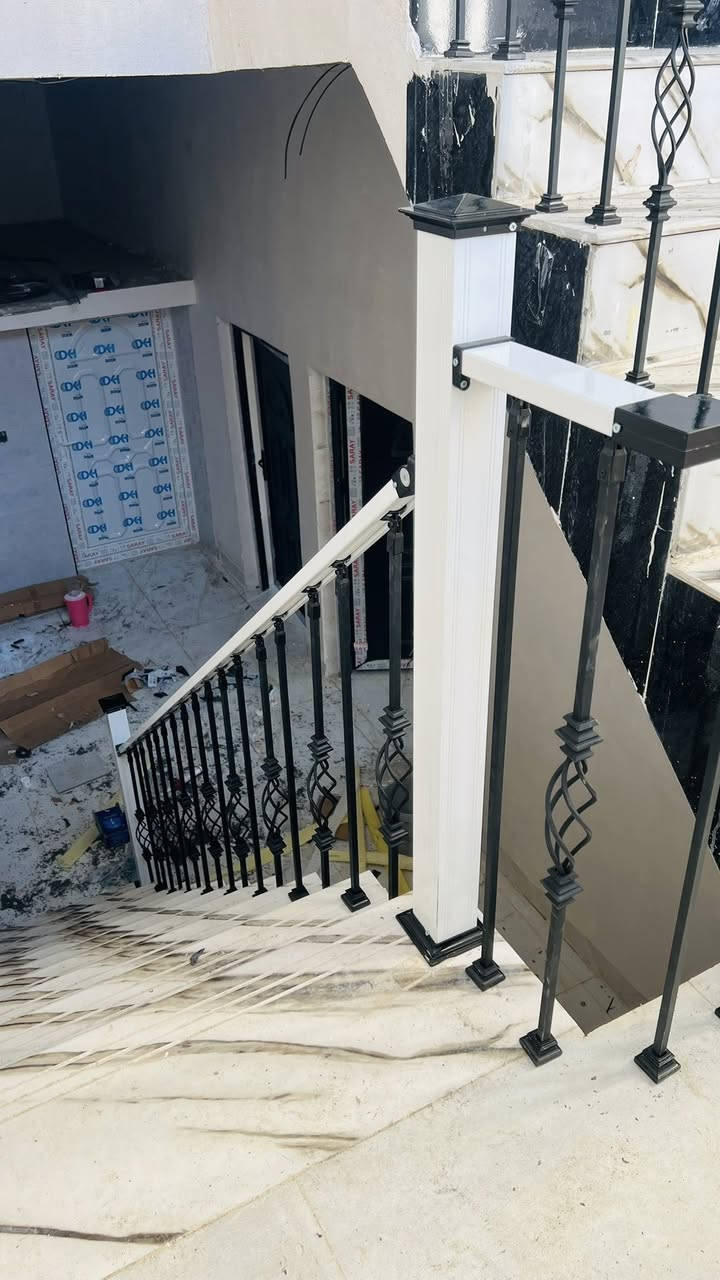 أعمالنا مستمرة ومتواصلة 😊⚒️🏠
تم إنجاز محجر درج موديل حديد قبضه ودنك المنيوم  في قضاء الحويجة /قرية لزاكة في منزل الأستاذ احمد محمد الجبوري ومبروك لأصحاب الدار🌹

متوفر لدينا كل أنواع المحجرات بكافة الألوان والأشكال 
مربع ودائري وكذلك الجام والملكي
دقة وضمان في العمل والمواد
الأسعار مناسبة جداً وتنافسية. وبنظامي القسط والنقد
شعارنا الدقة والأتقان في العمل💪

للأستفسار
*********** 
 *********** واتساب
