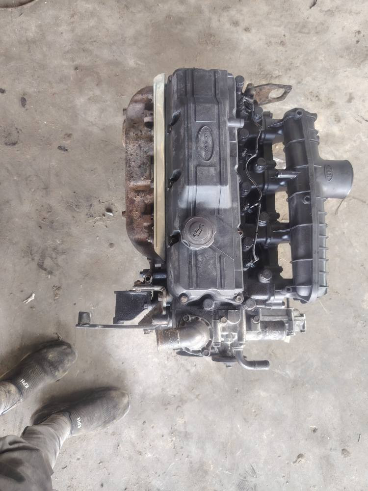 السلام عليكم ورحمة محرك كيه ٣٠٠٠ مكفول كفاله ضمانه شهرين العنوان واسط قضاء الحي ***********
