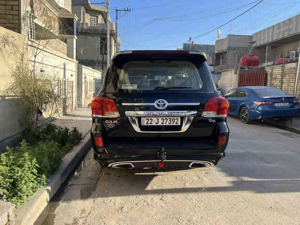 السلام عليكم 
لاندكروز2012🎌

🇯🇵GXR  V6   4000

4X4

السيارة مكفولة كفالة عامة من الصبغ والضربة 

مواصفات السيارة 

شاشة 

4كامرات 

مثبت سرعة 

تحكم ستيرن 

كشن كهرباء 

ثلاجة 

فتحة 

زراكات للايت الامامي 

حساسات امامية خلفية 

مري شفط وية التقفيل 

تشغيل عن بعد 

عليهة ادامة كاملة من نوزلات بلكات فيت بم 

كلة جديد 

محرك كير كلة مكفول 

السعر 349وبيهة مجال 

للتواصل *********** 

مكان السيارة بغداد
