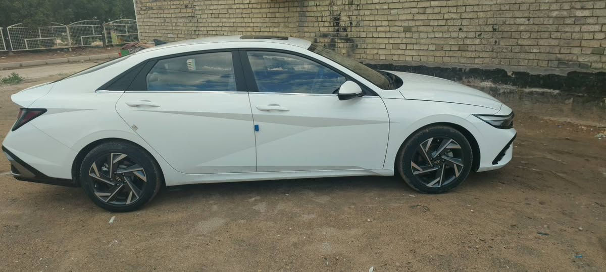 السلام عليكم النترا تجميع كفاله عامه ماشيه ٢١ الف فول مواصفات موديل ٢٤
رقم مميز تريد وكاله تريد تحويل ١٤٠ وبيها مجال 
***********
