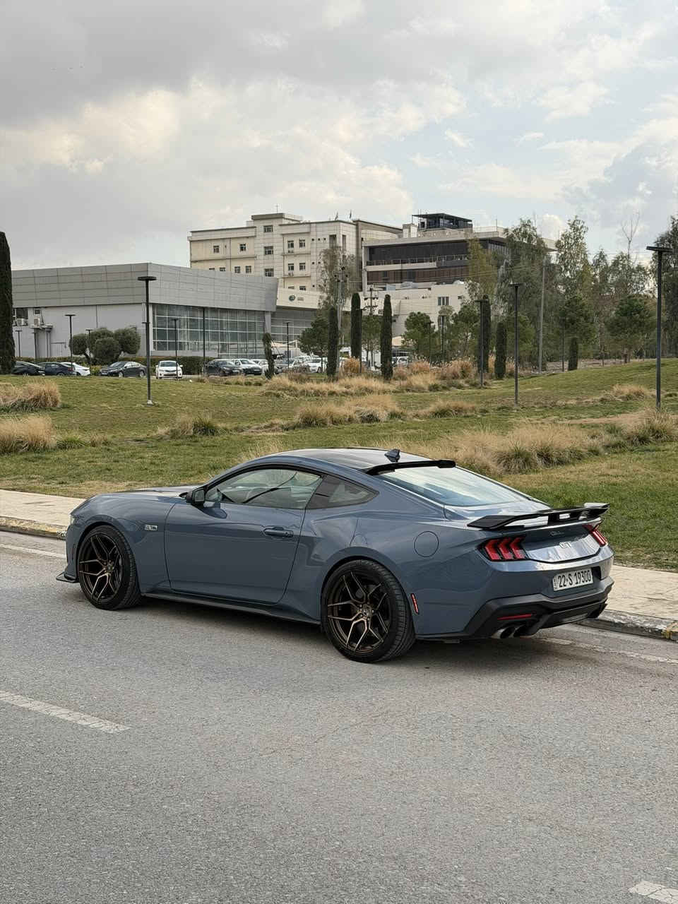 تحطيم اسعار الموستنك ارخص جي تي شكل جديد بالعراق 😍🫡
‎نوع السيارة :موستنك ( GT برميوم 2024 ) بروفورمنس بكج ☠️
السعر:🔥 26,900$ مرقم جاهز على اخر حبه
‏‎ افول شي بالجي تي اعلى مواصفااااات 🔥

عداد السياره: 10,000 ميل اخت الزيو

‎موقع السيارة 📍: اربيل 
‎‏  واتس اب او اتصال : *********** 

‎حجم المحرك ⚙️ :  5.0 / V8
‎ناقل الحركة ⚙️ : كير اوتو / 10 نمر 
‎لون السيارة : اللون الجديد فايبر بلو 🔥
          السيارة قطعتين صبغ : جاملغ + باب السكن 
بدون ايرباك
‎المواصفات والتفاصيل فووووول1/1 :
 
‎- شاشة كبيرة ديجتل متصلة
‎- بريكات برمبو ماشية
‎- سستم صوت 
‎- رادار امامي وجانبي وتحديد مسار 
‎- كشنات تدفئة تبريد كهرباء 
‎- كشنات خزن 
‎- اكتف كزوز 

————————————————-
