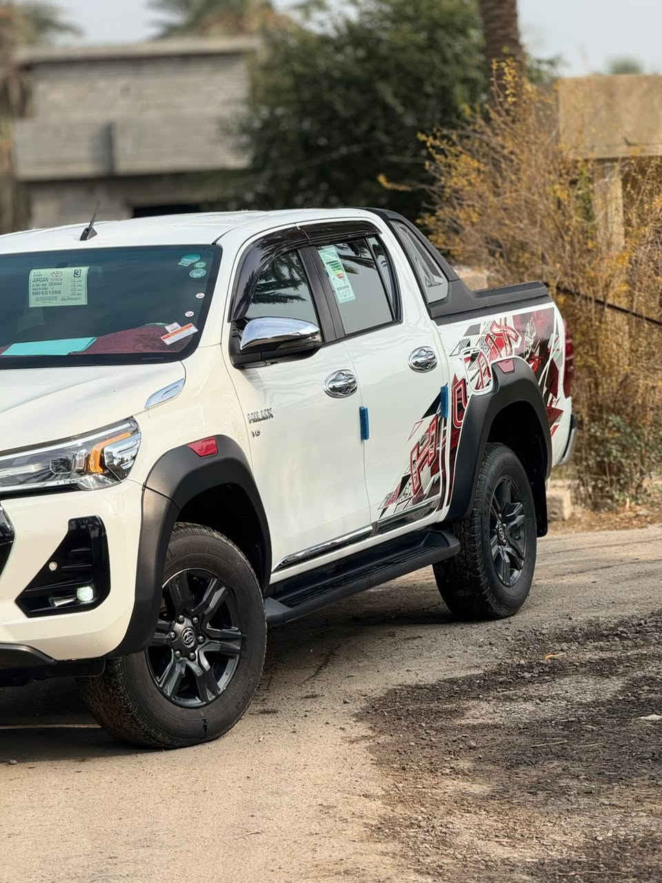 سلام عليكم
تويوتا هايلوكس2023سته سلندر ساس رقم أربيل 

مكفوله كفاله عامه ماشيه70

مواصفات

كشانه تبريد 

نقاط عمياء 

حساسات امامي خلفي 

تحكمات ستيرن

شاشه تدعم ابل كاربلاي واندرويد اوتو

بورمود وايكو مود

تبريد قطعتين 

ثلاجه رادارات جانبية 

شاحن لاسلكي

بصمه تشغيل 

بصمه أبواب 

دخول ذكي

للتواصل ***********
