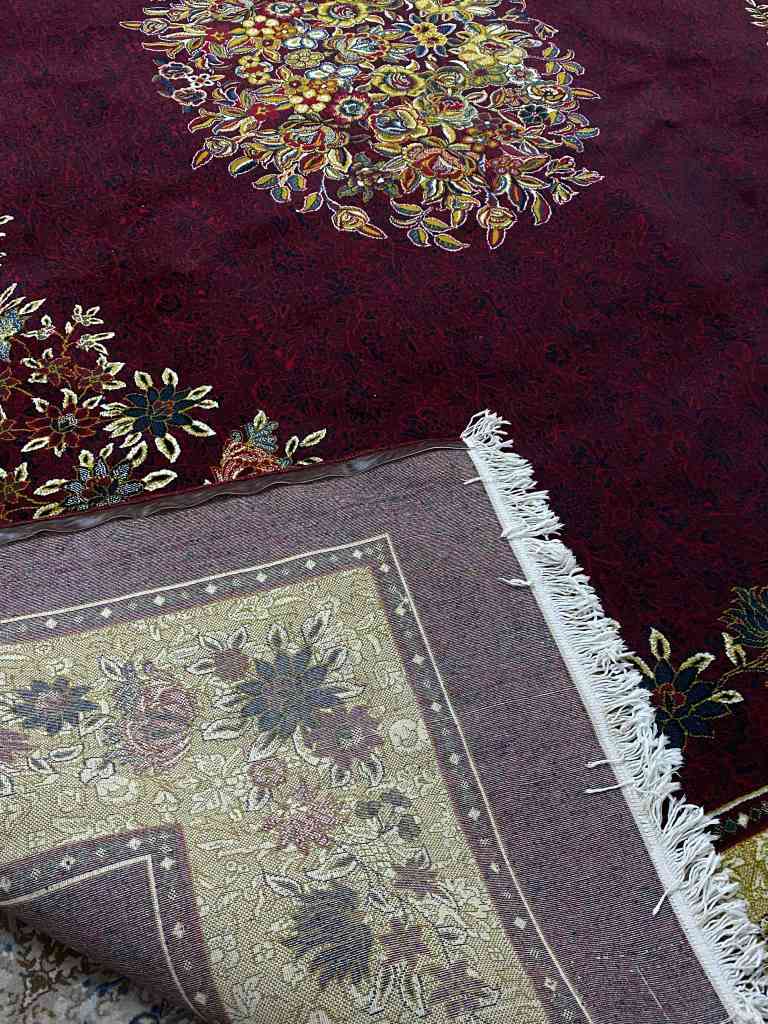 فه رشی ایرانی زوور پاک و بی عه یبه 3 به 4 و 700 شانه ی اسلی ایرانیه
هه ولیر بنه سلاوه
***********
