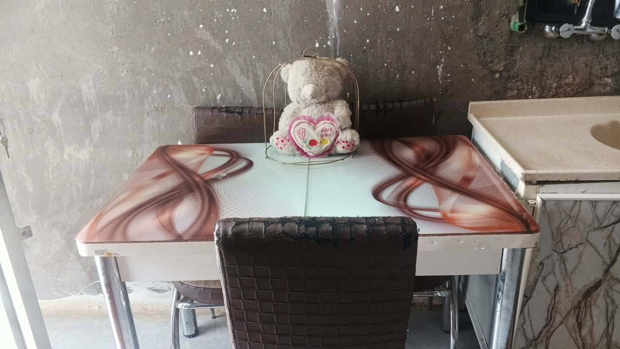 سلام وعليكم ميز طعام للبيع هوه وكراسي  ومعرض مال بلازمه  مكان كوت الجديده


**إذا كنت صاحب هذا الإعلان وتريد حذفه لأي سبب، رجاءا أرسل رسالة إلى الدعم الفني**