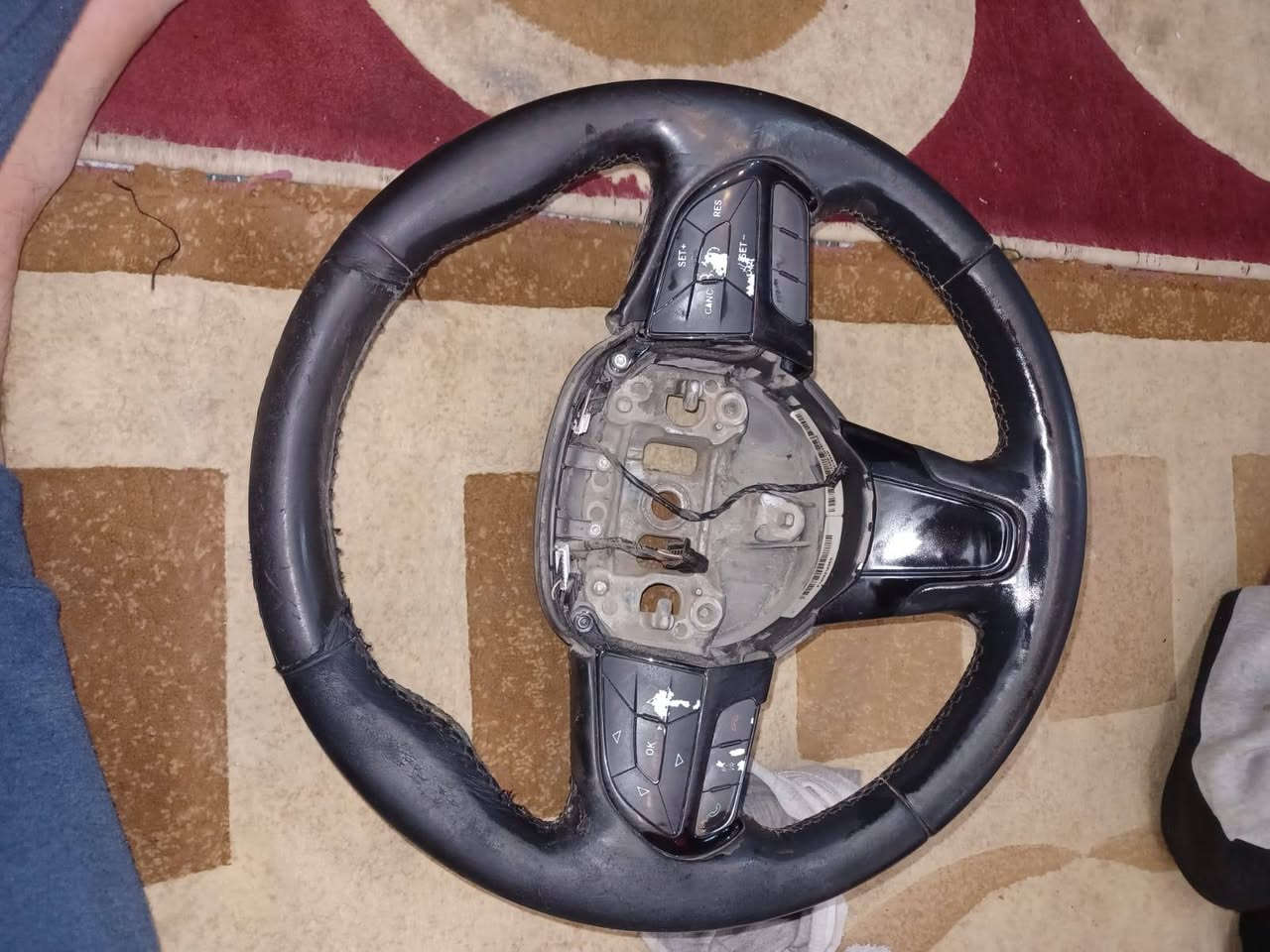 غراض سي ٢٠٠ مديل ١٥ ١٦ ١٧ للبيع
قيم وخذ جوة السوك
*********** واتساب
ماسنجر
