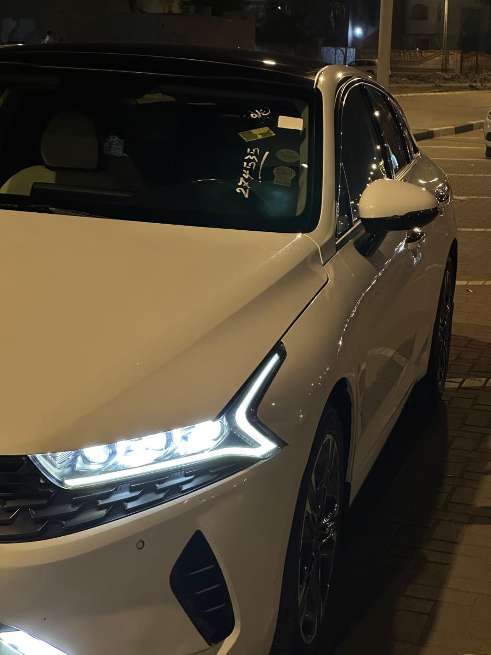 السلام عليكم كي فايف 2021 خليجي
السياره فول مواصفات بانوراما
حساسات اماميه خلفيه
شاشه وبصمه
رادر وكشنات كهربات
كشنات جلد وبعد هواي مواصفات بيها
ماشية 80 الف فقط
السياره مال اقساط استقطاع مباشر وتنتهي بسنة 2027
عندي بيها وكاله عامه 
السياره بيها بارد وصبغ شبر بالبنيد 
وبارد شي بسيط بالجاملغ الامامي ومايبين ابد
السياره جاهزه من كير محرك تخم تاير جديد حداديه جديده تبريد ممتاز
جاهزه للاخير ربع ماتصرف عليها
السعر 185 وبيها مجال بسيط
مكانها بصره 
***********
