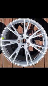 من رخصه الادمن متوفر ويل Tesla Y 2024جديد كارتون    لون سلفر   السعر 1...