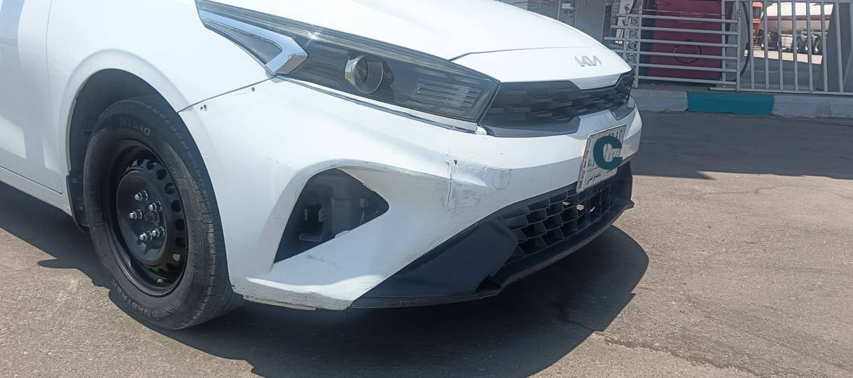 السلام عليكم
السلام عليكم.. 
كيا سيراتو مديل 22 خليجي السيارة اقصاد بأسم منتسب  ببغداد استقطاع مباشر    تصير حره بل 27   ماشيه 150الف محرك 1600 بدون تبديل وضربه قوية فقط الي موضح بلصورة خسفات وقليل بارد والدعاميه شوف العين بلصورة  باقي السياره كفاله  ... 
السعر 130 وبيها مجال. 
***********
