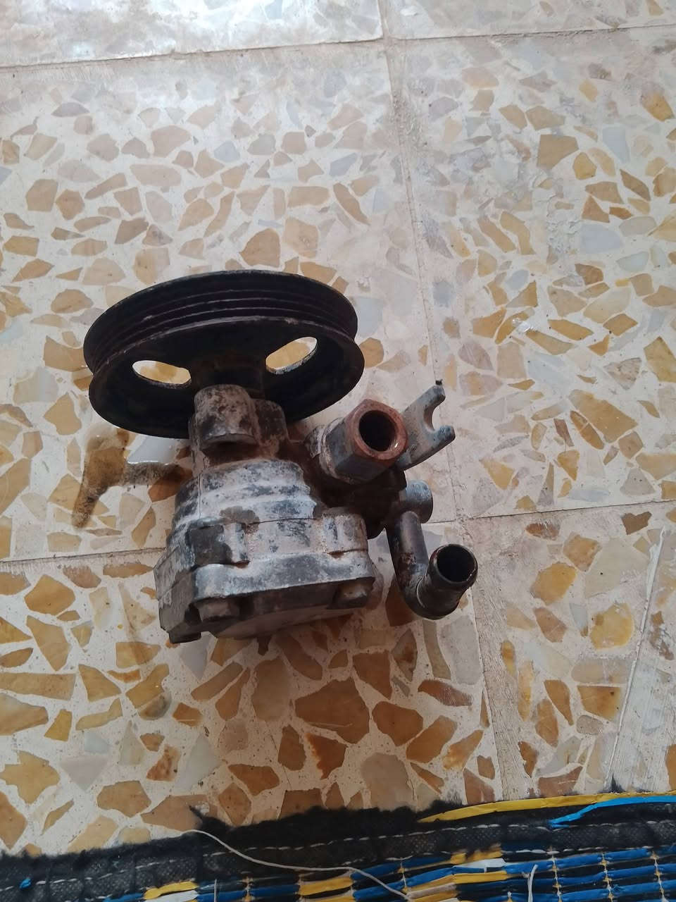 السلام عليكم هاذه مال قايش ماعرف ياسياره االينطيني بي سعر يجي ياخذو***********
