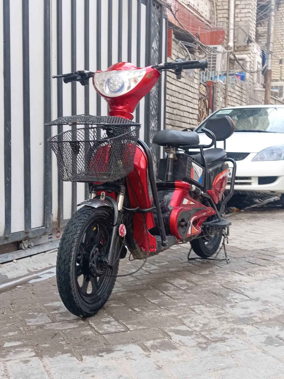 دراجه شحن للبيع نضيفه عنوان مدينت الصدر *********** ممتواجد فيس
