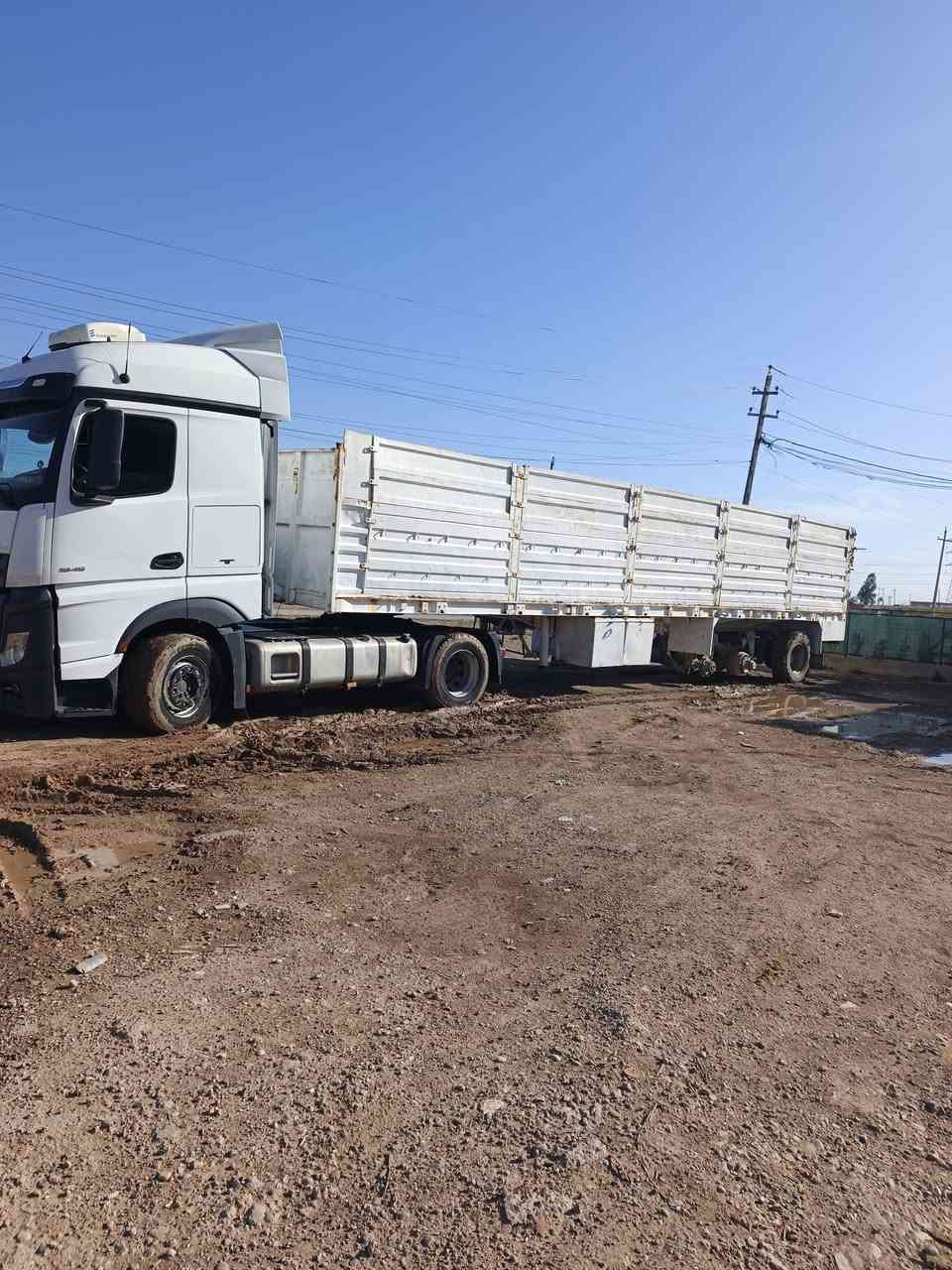 للبيع عربانه طول 12/60 ارتفاع 190 ثلاث محاور بدون تاير تاير ويل /عنوان موصل /***********    /***********
