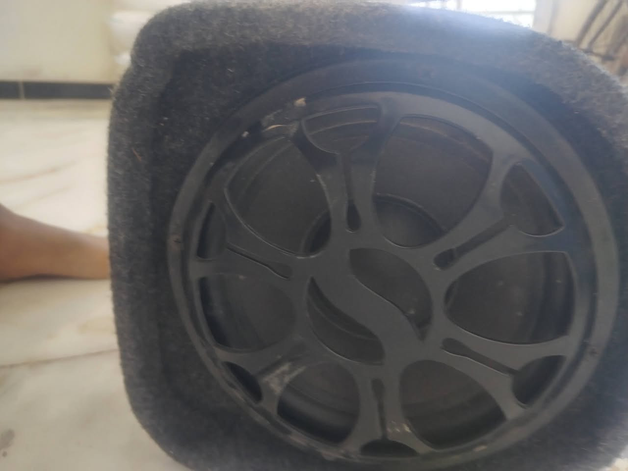 السلام عليكم دمام للبيع شغال مكان كوت انوار الصدر سعر 20وبي مجال رقم هاتف ***********
