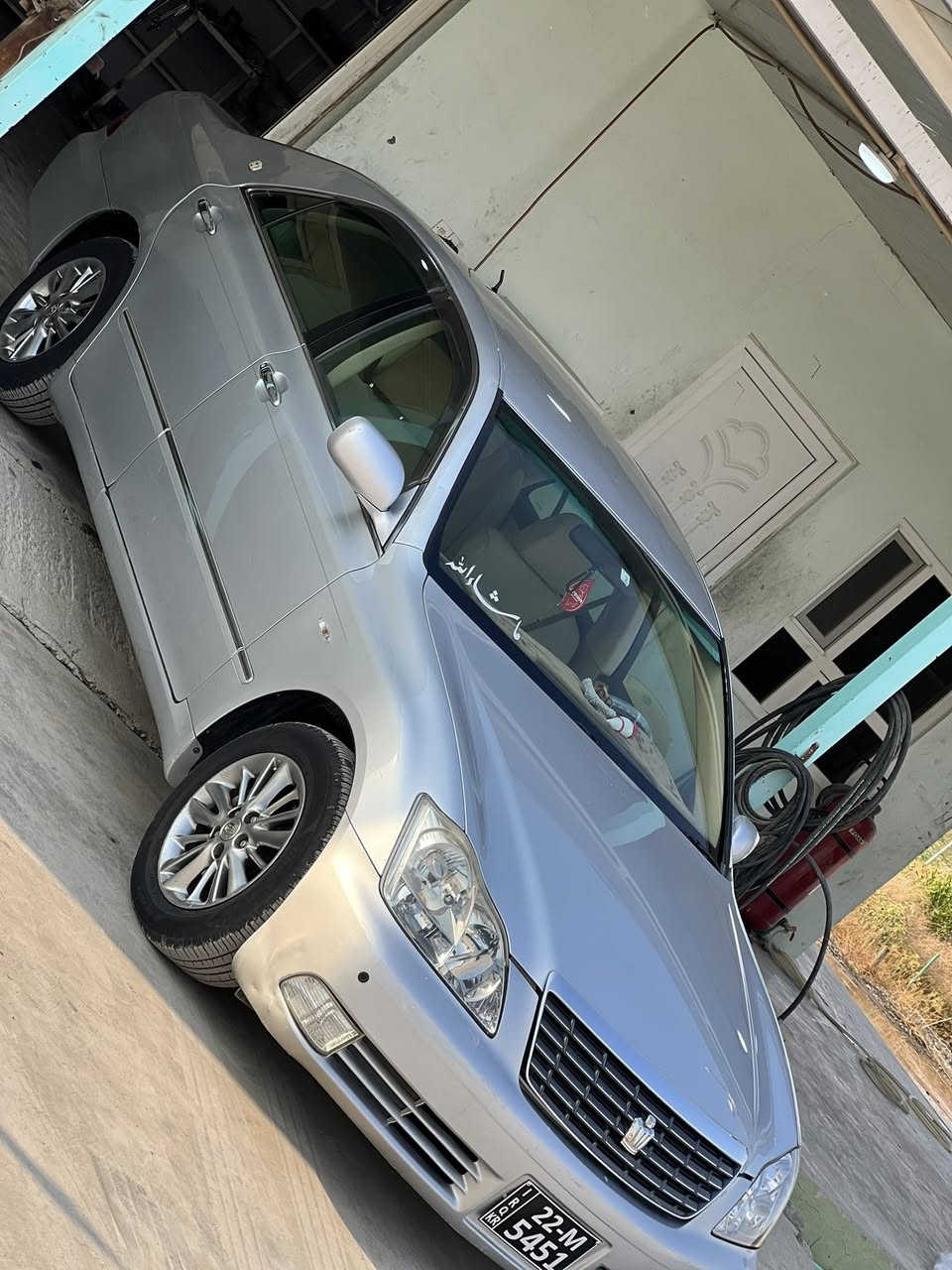 شاهینەی بڕاوە ٢٠٠٧
شانسی ١٨٠ 
گیڕ گەورەی مەکینە بچوک مەرغوبی بازار
ساج مەلەکی 
کامل
مەسرەف کراوە 
٨٣ هەزار رۆشتووە 
ساردو گەرمی بەسراوە
بەشەرت
سەیارەکە ماڵی دۆستە
دەشبوڵی ڕەقەم یەک جوانە
مواسەفاتی ٣دوگمەیە ٥بەسمە شاشە 
ئاوینە شەفت
جامی نەشکاوە
دەعمو لیدراوی پیوە نیە بەشەرت 
تەقەو ڕەقەی نیە
سعریشی 46گەڵاو مەجال 
شوین قەزای کفری 
موشتەریت لە خزمەتتام 
***********
