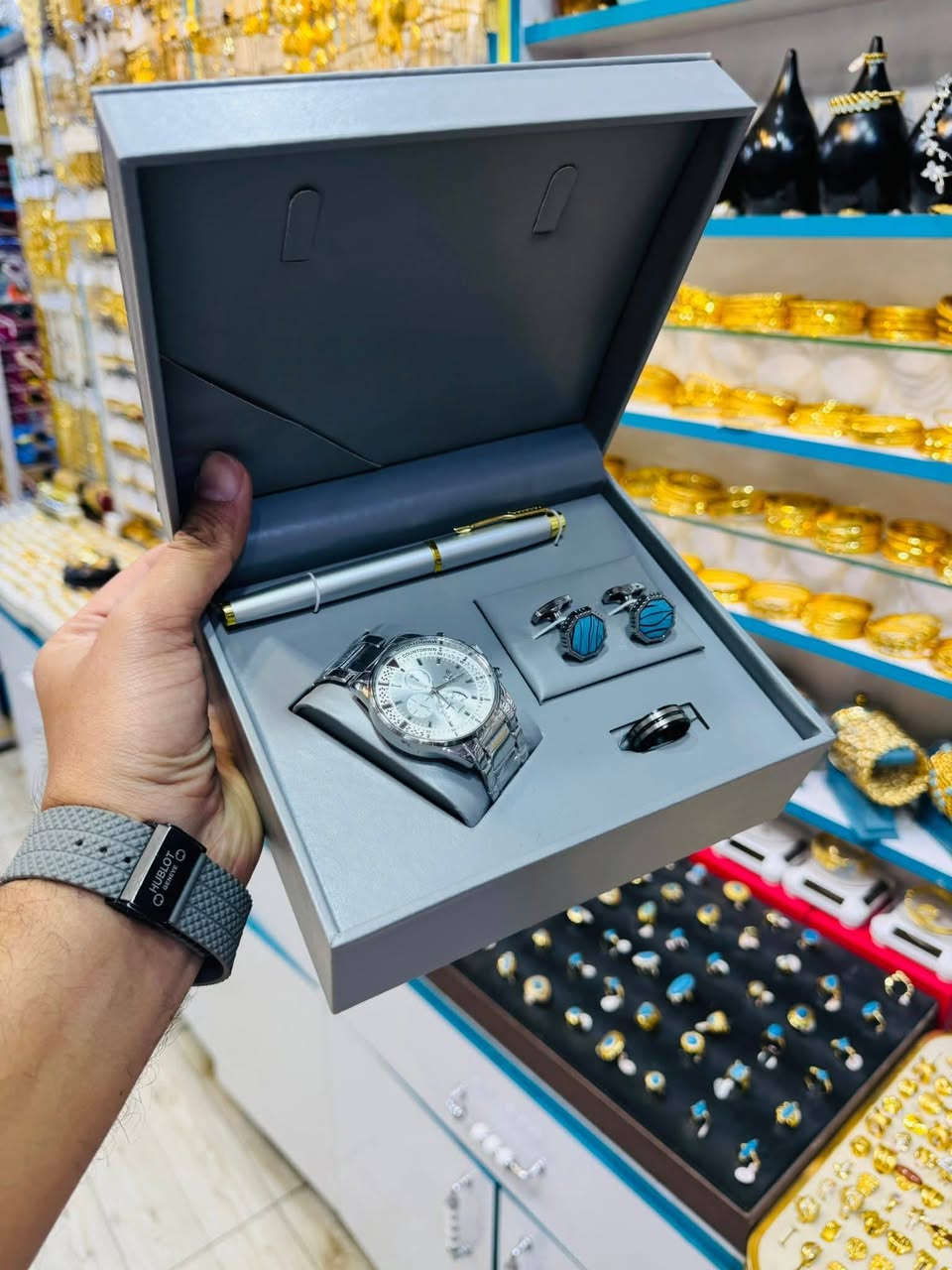 بوكس هديه شبابي
اطلب وأدلل
يوجد خدمة توصيل


**إذا كنت صاحب هذا الإعلان وتريد حذفه لأي سبب، رجاءا أرسل رسالة إلى الدعم الفني**