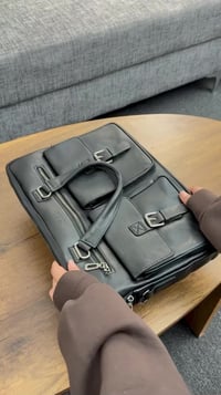 حقيبة لابتوب • جلد صناعي • متعددة الجيوب